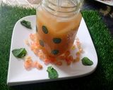 A picture of step 3 of Anar ka juice.