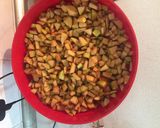 عکس مرحله 1 از دستور مربای بِه میسان پز
