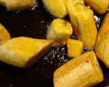 A picture of step 1 of Fried Salted Green Plantains.