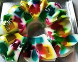 Foto langkah ke 8 dari resep Puding Susu Mozaik.