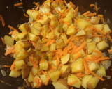 Foto del paso 3 de la receta: Tortilla de papas rústicas y zanahoria