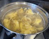Foto del paso 2 de la receta: 🍝 Pasta con salsa de langostinos 🍤