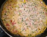 A picture of step 3 of Indo chinese omelette.