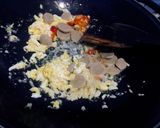 Foto langkah ke 1 dari resep Nasi Goreng Royco Express.