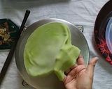 A picture of step 11 of Palak paneer rose momo.