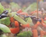 A picture of step 4 of Stir-Fry Beef with Broccoli in Oyster Sauce.