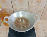 Foto langkah ke 1 dari resep Tumis Sarden Tomat Hijau.