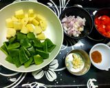 A picture of step 1 of Flat Beans and Potato Sabzi.