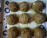 A picture of step 4 of Churma ladoo.