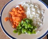 Foto del paso 1 de la receta: Paella con pollo y jengibre