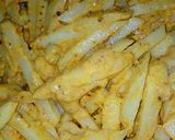 A picture of step 4 of Chips Pakoray.