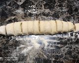 A picture of step 4 of Steamed bread.