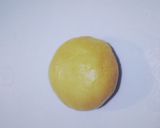 Foto langkah ke 5 dari resep Bakpia Basah Isi Keju.