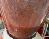 Foto langkah ke 2 dari resep Jus Kurma Terong Pirus.