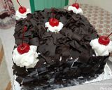 Foto langkah ke 6 dari resep Black Forest ala ummu ibrohim.