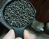 A picture of step 1 of Dal Makhani.