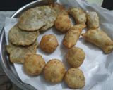 A picture of step 14 of Green Veg Kachori.