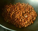A picture of step 1 of Peanut chikki.