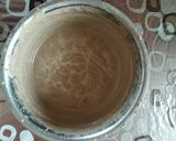 A picture of step 3 of Choco lassi cheesecake smoothie.