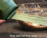 รูปขั้นตอนการทำที่ 7 ของ ห่อหมกหัวปลีเนื้อไก่บด Banana Flower Recipe