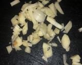 Foto del paso 1 de la receta: Salsa de bacon y champiñones
