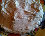 Foto del paso 2 de la receta: Torta de merengues frambuesas