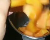 A picture of step 1 of Papaya smoothie.
