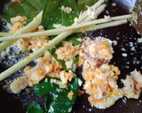 Foto langkah ke 1 dari resep Soto Ayam Semarang.