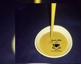 A picture of step 5 of Home made condensed milk.