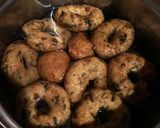 A picture of step 6 of Sagar ratna style dahi vadas.