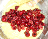 Foto del paso 4 de la receta: Bizcocho veraniego de cerezas frescas