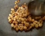 A picture of step 5 of Nutty Crunchy Oats Chivda.