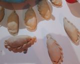 Foto del paso 9 de la receta: Empanadas de pollo ricas y rápidas con masa casera 🙌👍