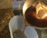 A picture of step 4 of Southern Iced Sweet Tea.