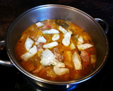 Foto del paso 7 de la receta: Guiso de patata con costillas de cerdo y picada 🐽 🥔