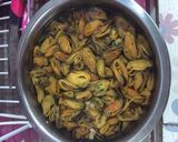 Foto langkah ke 1 dari resep Kerang balado saus tiram.