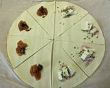 Foto del passaggio 2 della ricetta Cornetti express dolci e salati