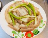 Hình bước làm 7 của món Sấu kho, thịt luộc