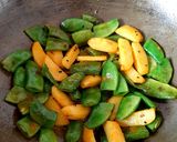 শিম টমেটো দিয়ে আলু চর্চরী রেসিপির ধাপ 1 ছবি