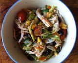รูปขั้นตอนการทำที่ 14 ของ Southwest chicken & black bean salad