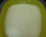A picture of step 1 of Cheesey fruit raita.
