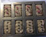 Foto del passaggio 6 della ricetta Financier con capperi o con i fiori di ciliegie sotto sale