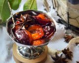 Une image de l'étape 2 de Compotée de prunes quetsches au Floc de Gascogne.
