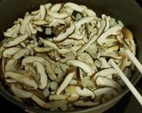 A picture of step 1 of Easy hot and sour soup.