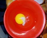 Foto langkah ke 2 dari resep Omelette Mie Praktis.