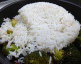 Foto del paso 4 de la receta: Arroz Basmati con brócoli y pimiento rojo