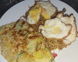 Foto del paso 4 de la receta: Tostadas de gula y huevitos