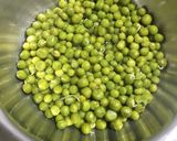 A picture of step 2 of Ghugni or Aloo Matar (no onion garlic).