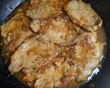 Foto del paso 3 de la receta Cinta de lomo adobado al ajillo con salsa de vino y nata