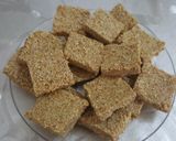 صورة لخطوة 2 من وصفة سمسمية بالعسل